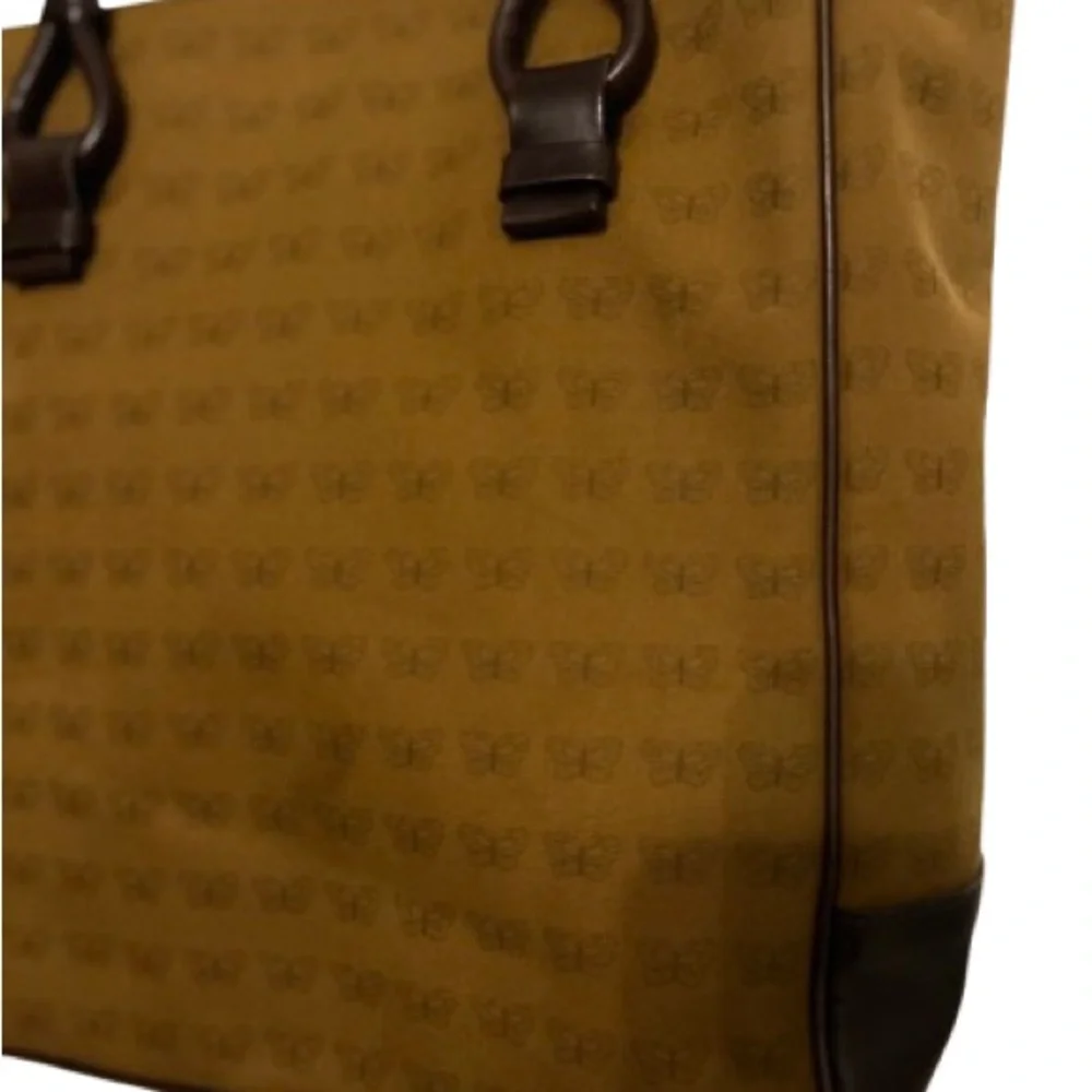 Bottega Veneta Butterfly Tote Bag - Picture 2 of 10